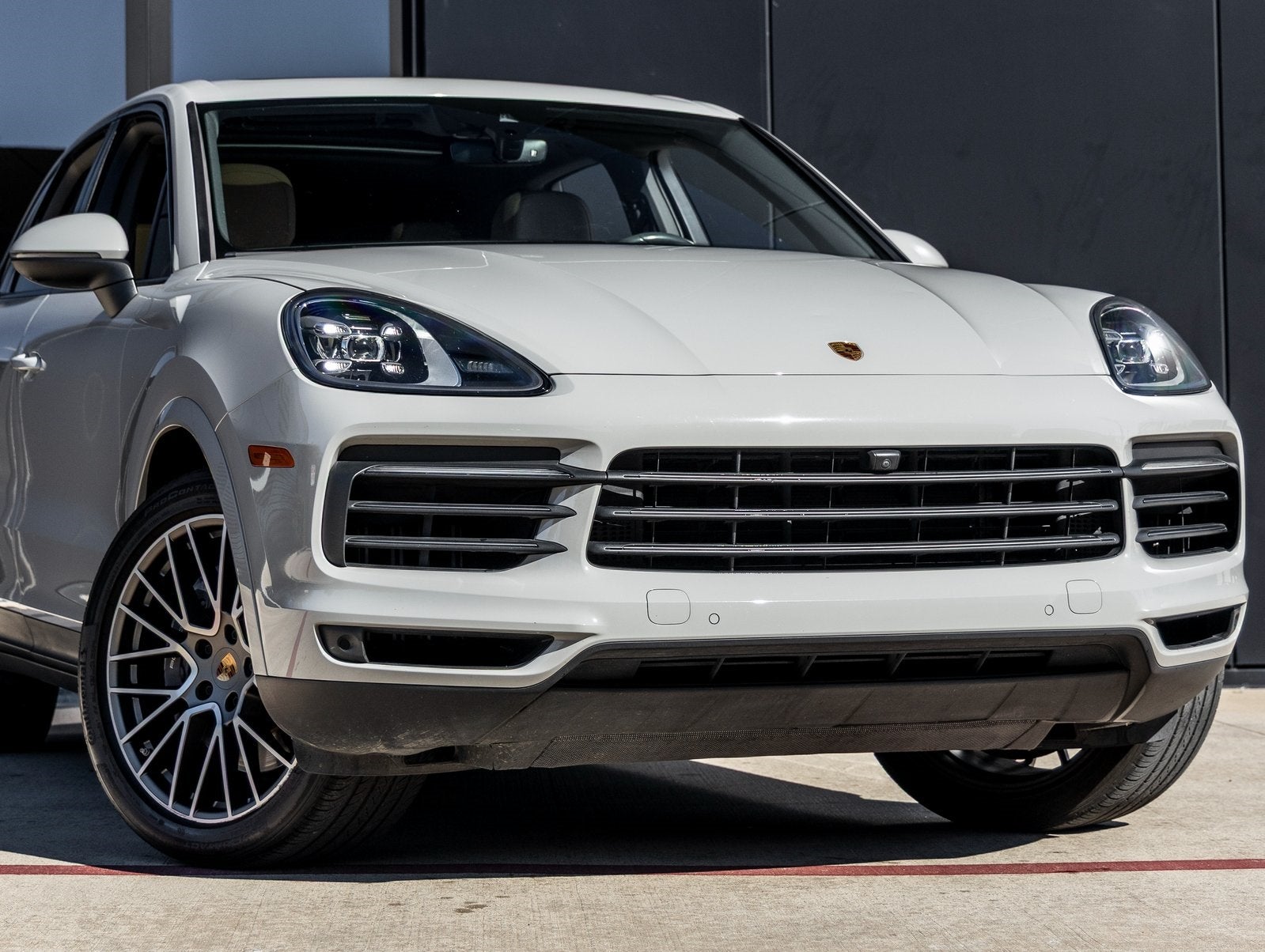 2023 Porsche Cayenne Cayenne Platinum Edition (MY23)