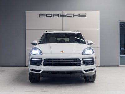 2023 Porsche Cayenne Platinum Edition