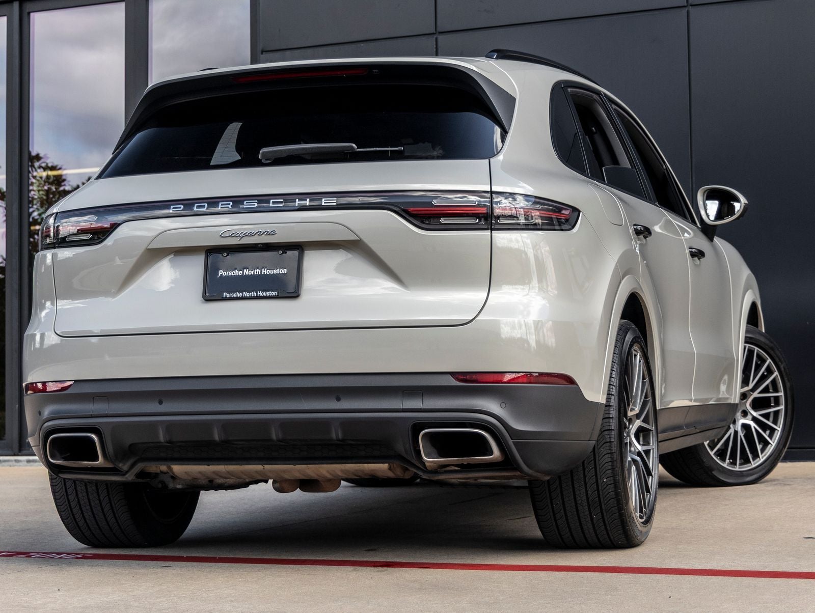 2023 Porsche Cayenne Cayenne