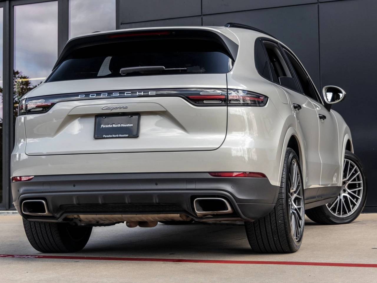 2023 Porsche Cayenne Cayenne