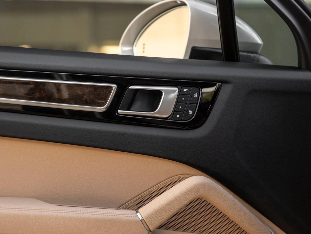2023 Porsche Cayenne Cayenne