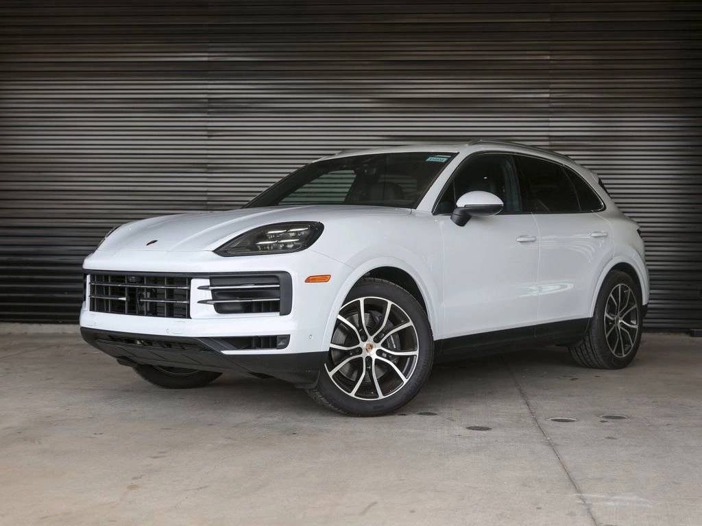 2025 Porsche Cayenne AWD