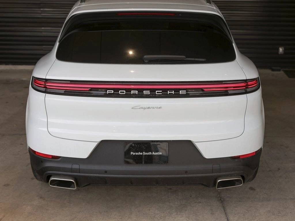 2025 Porsche Cayenne AWD