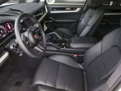2025 Porsche Cayenne AWD