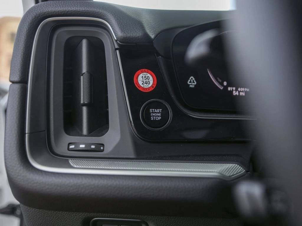 2025 Porsche Cayenne AWD