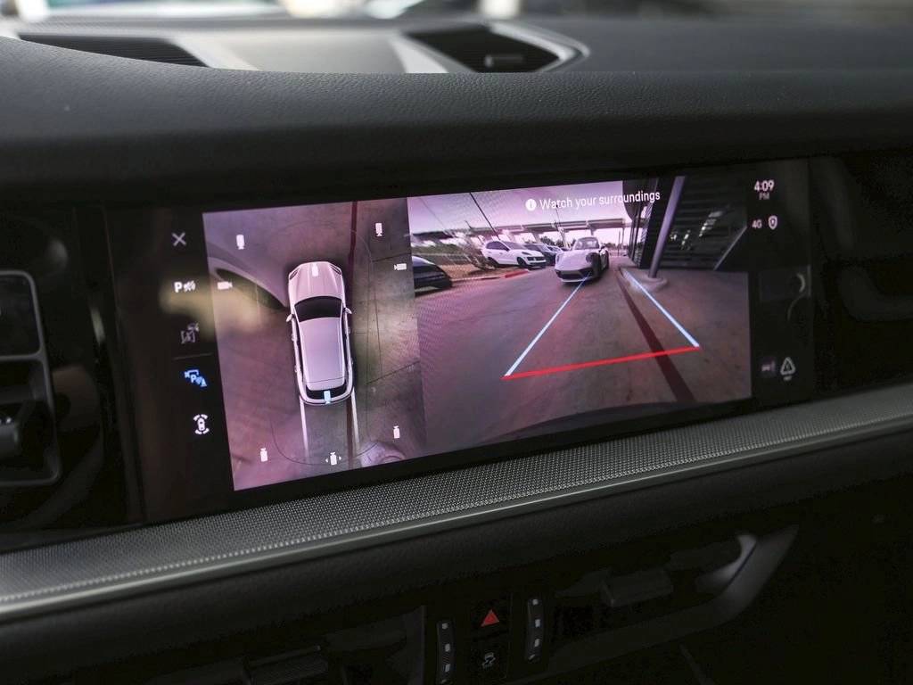 2025 Porsche Cayenne AWD