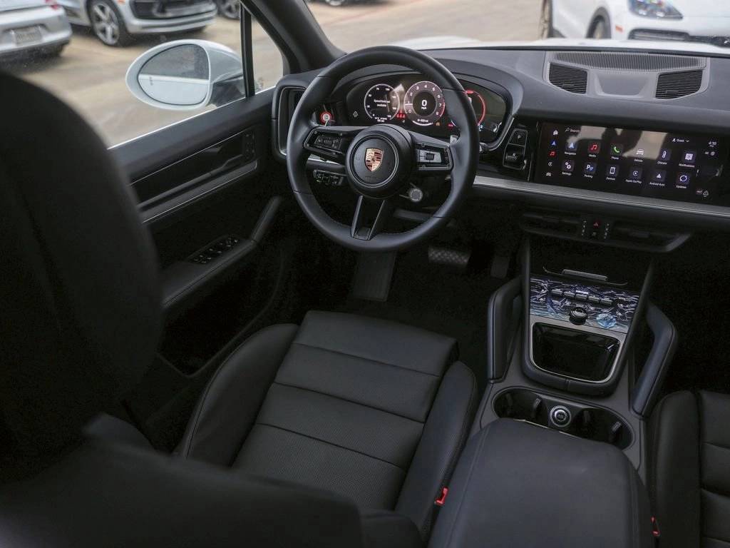 2025 Porsche Cayenne AWD