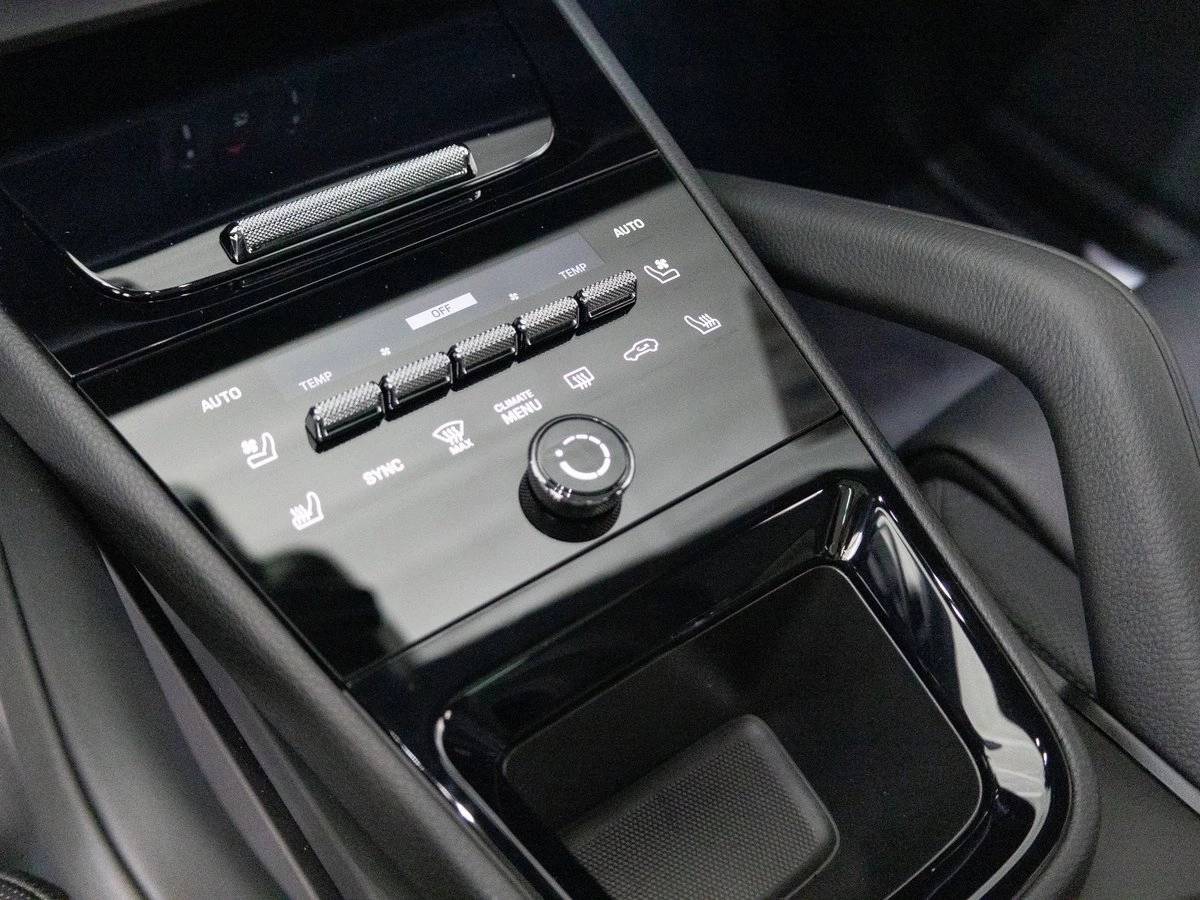 2026 Porsche Cayenne AWD