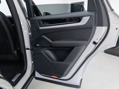 2026 Porsche Cayenne AWD