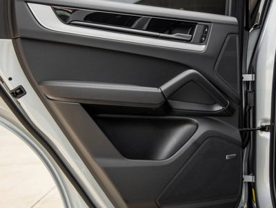 2026 Porsche Cayenne AWD