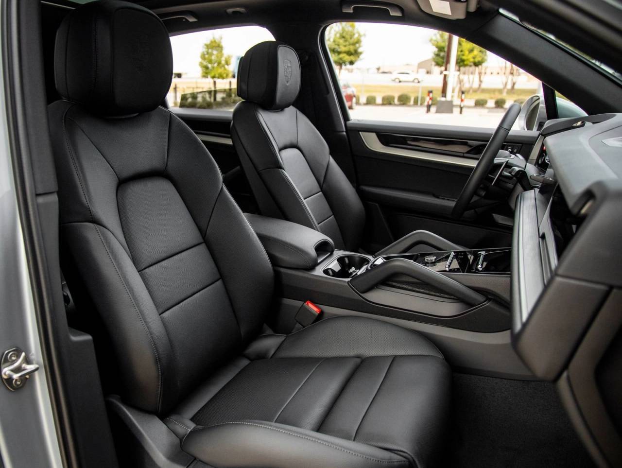 2026 Porsche Cayenne AWD