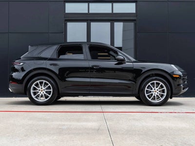 2026 Porsche Cayenne AWD