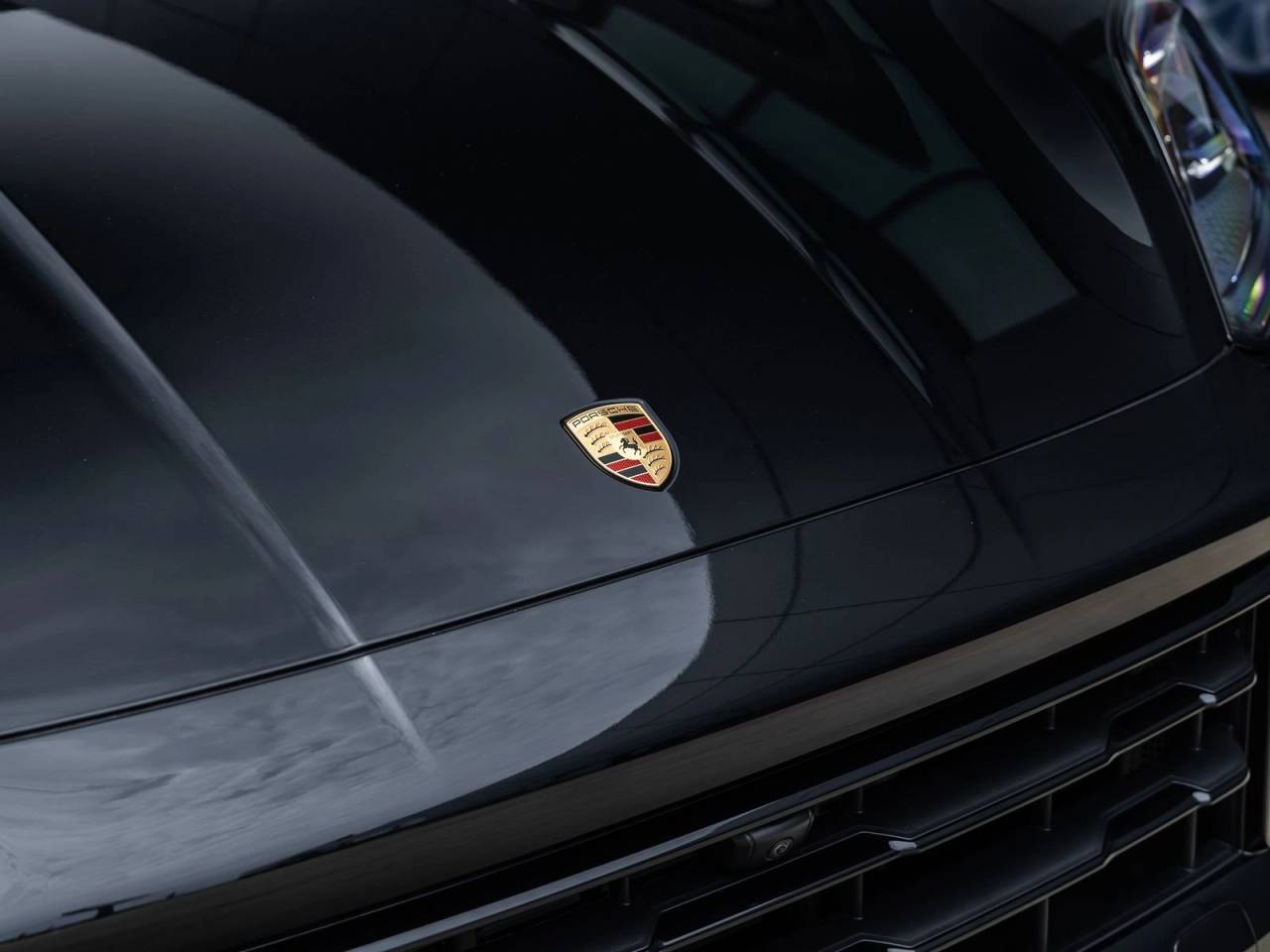 2026 Porsche Cayenne AWD