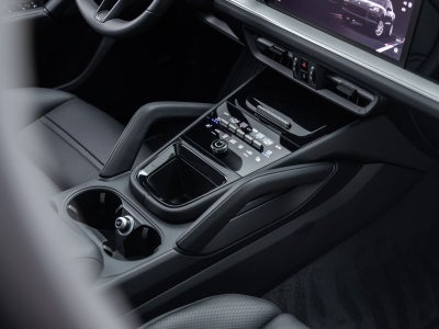 2026 Porsche Cayenne AWD