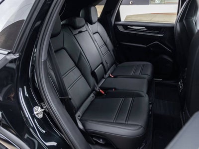 2026 Porsche Cayenne AWD