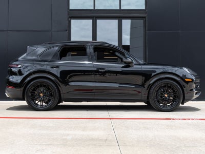 2026 Porsche Cayenne Base