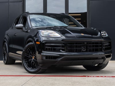 2026 Porsche Cayenne Base
