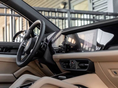 2026 Porsche Cayenne AWD