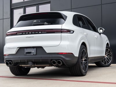 2025 Porsche Cayenne AWD