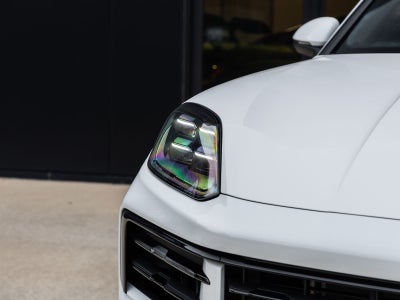 2025 Porsche Cayenne AWD