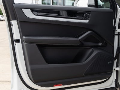 2025 Porsche Cayenne AWD
