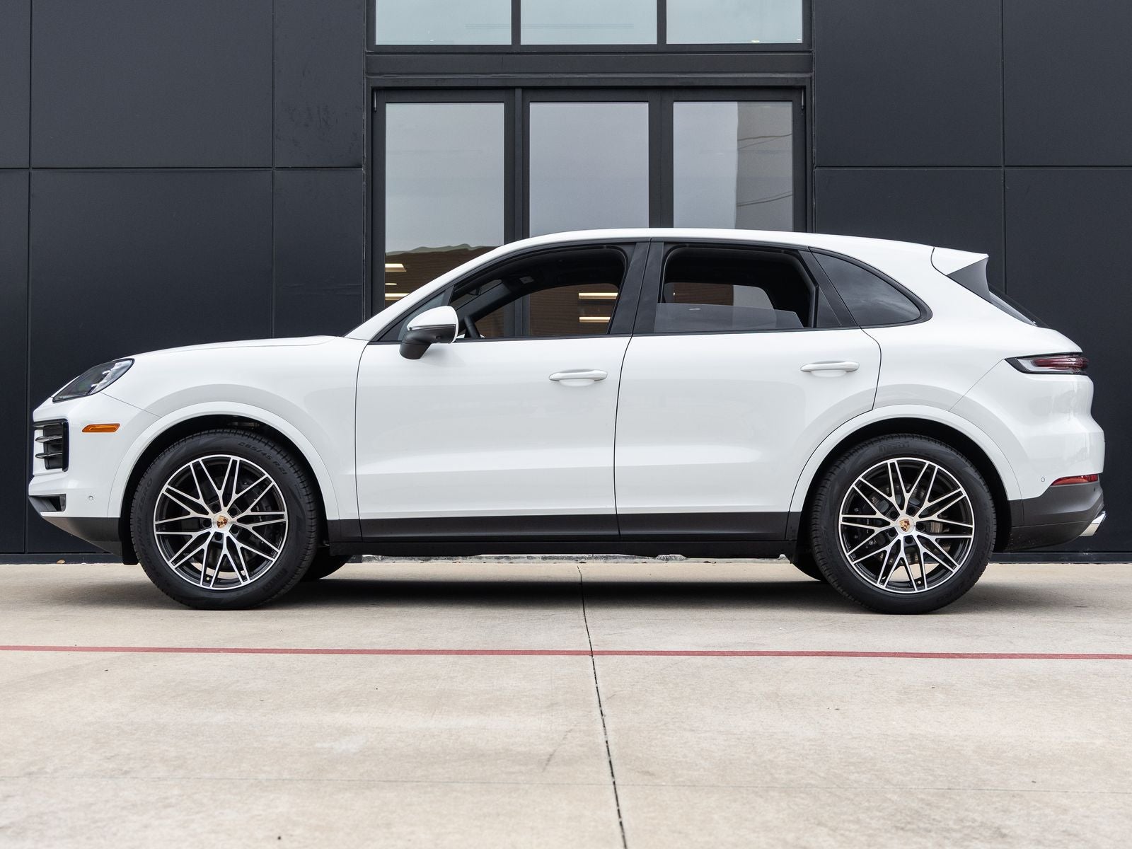2025 Porsche Cayenne AWD