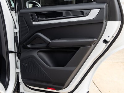 2025 Porsche Cayenne AWD