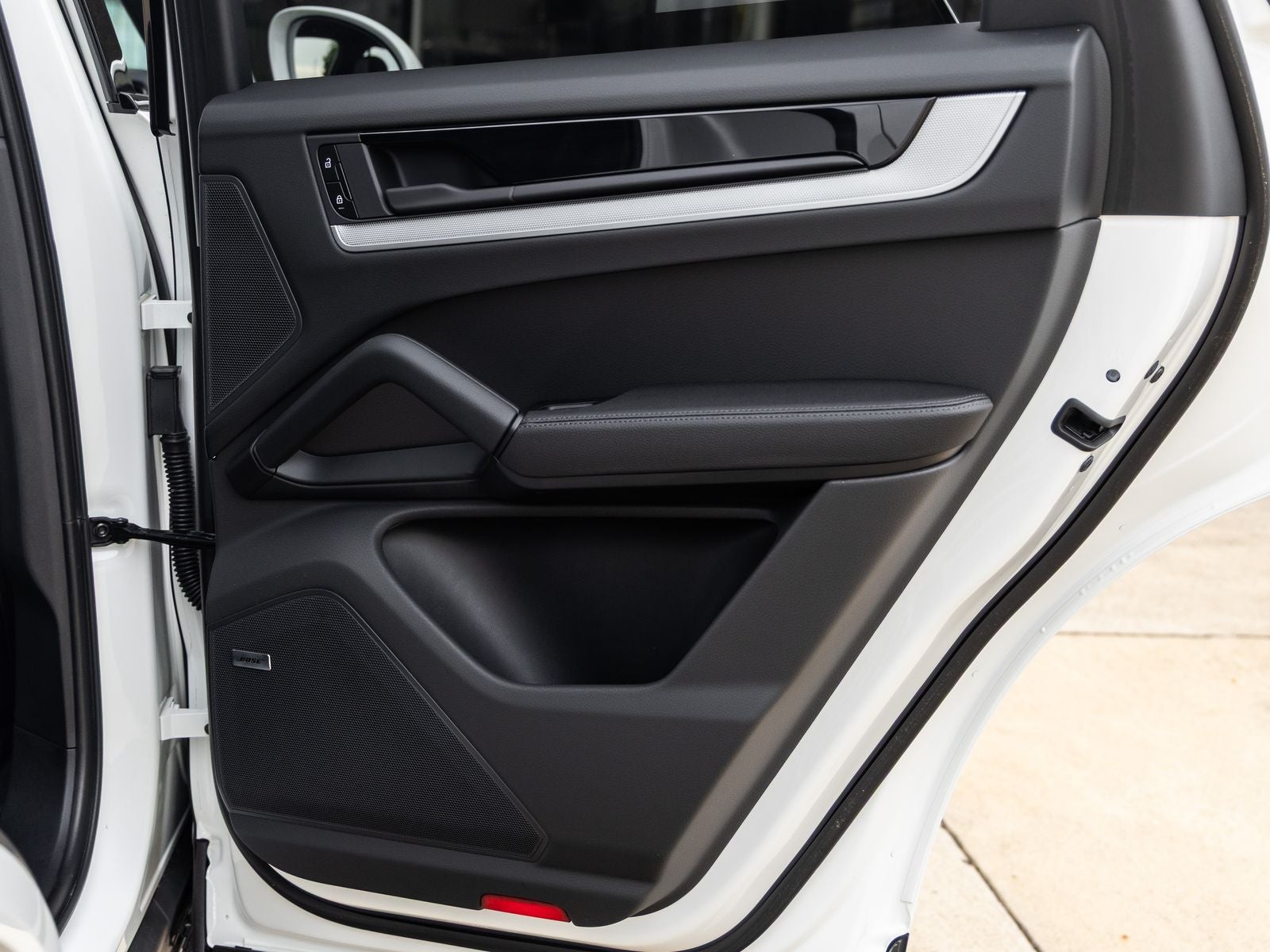 2025 Porsche Cayenne AWD