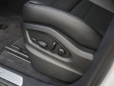 2025 Porsche Cayenne AWD