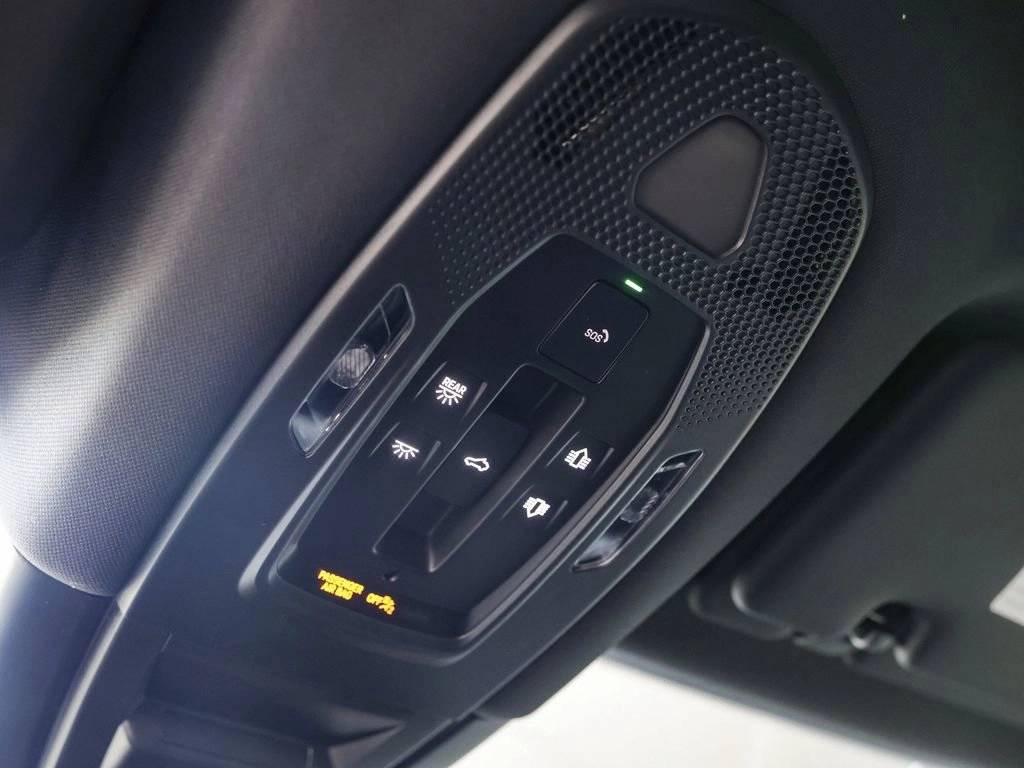 2025 Porsche Cayenne AWD