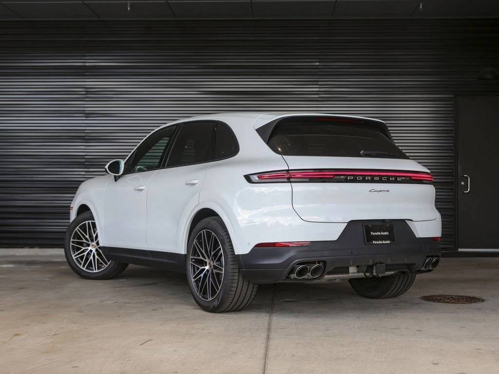2025 Porsche Cayenne AWD