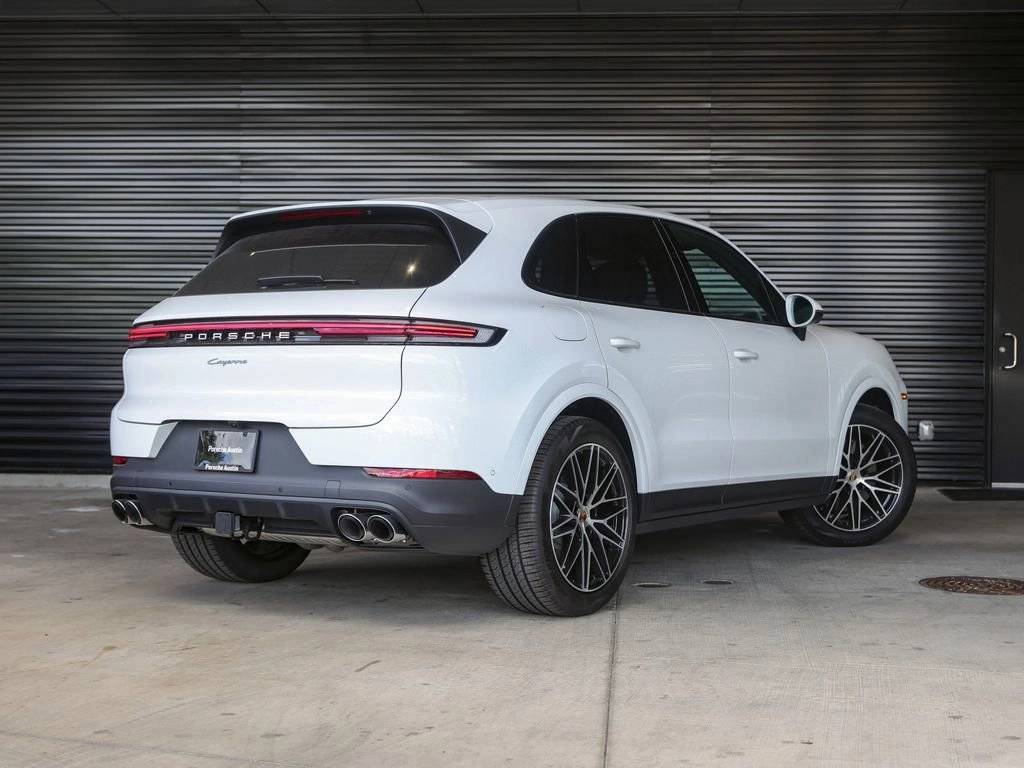 2025 Porsche Cayenne AWD