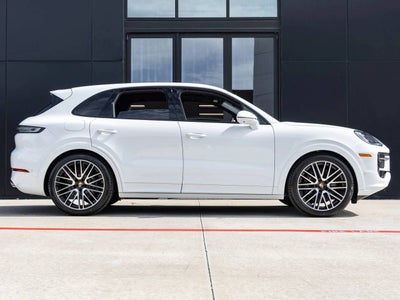 2026 Porsche Cayenne Base