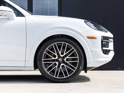 2026 Porsche Cayenne Base