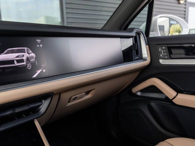 2026 Porsche Cayenne Base