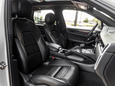 2020 Porsche Cayenne Cayenne