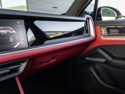 2026 Porsche Cayenne AWD