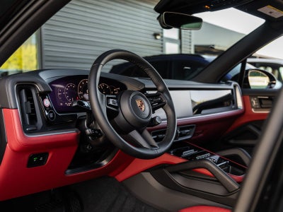 2026 Porsche Cayenne AWD