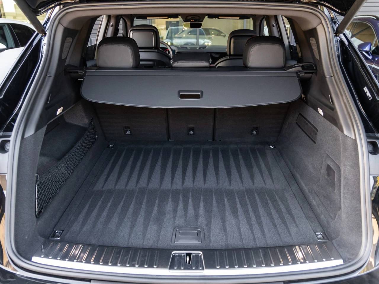 2026 Porsche Cayenne AWD