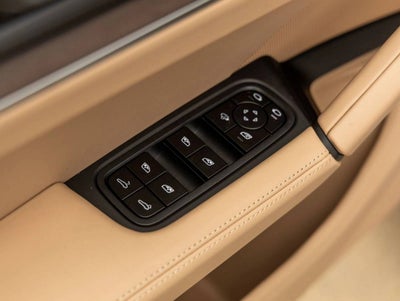 2026 Porsche Cayenne AWD