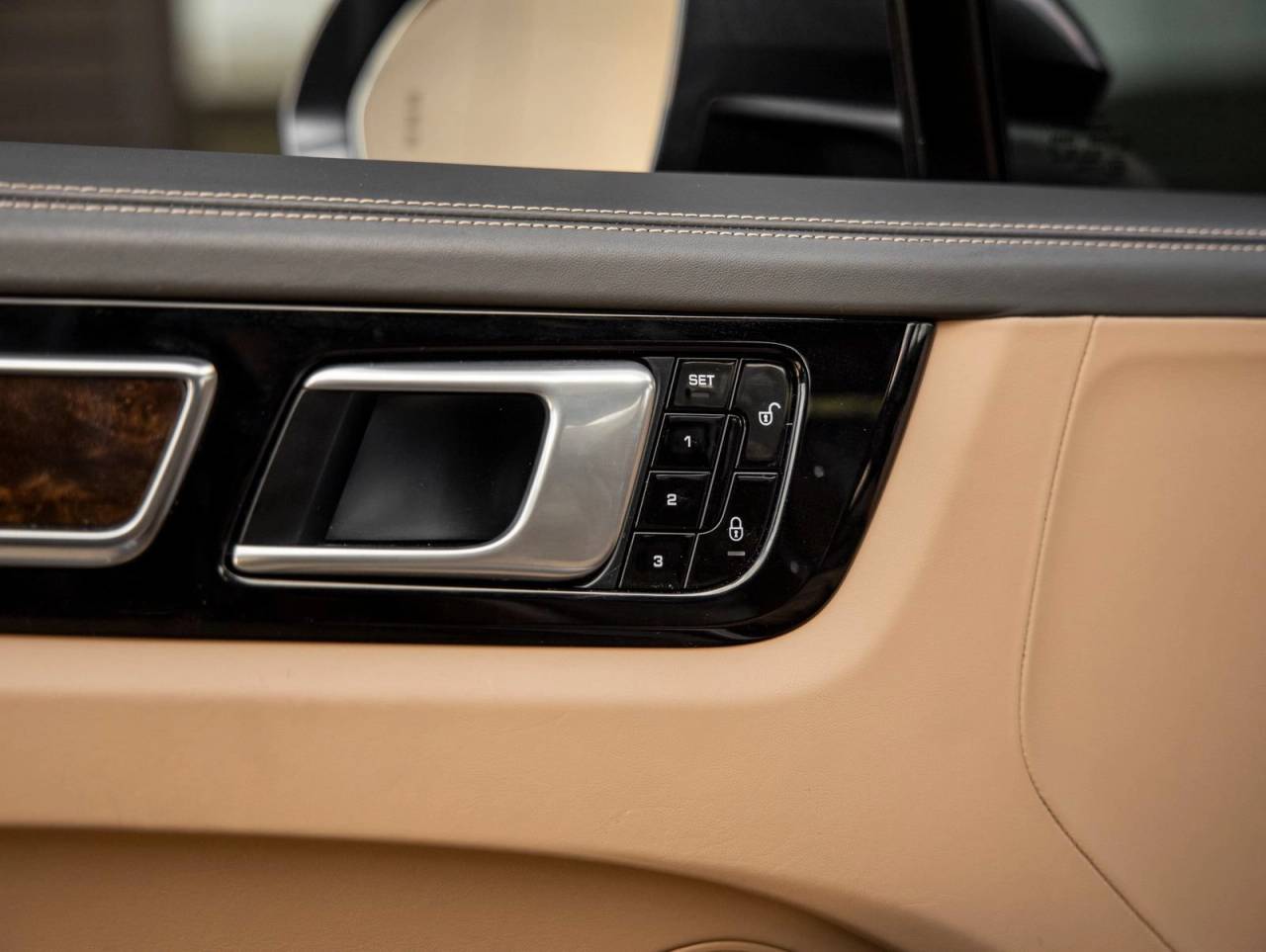 2019 Porsche Cayenne Cayenne
