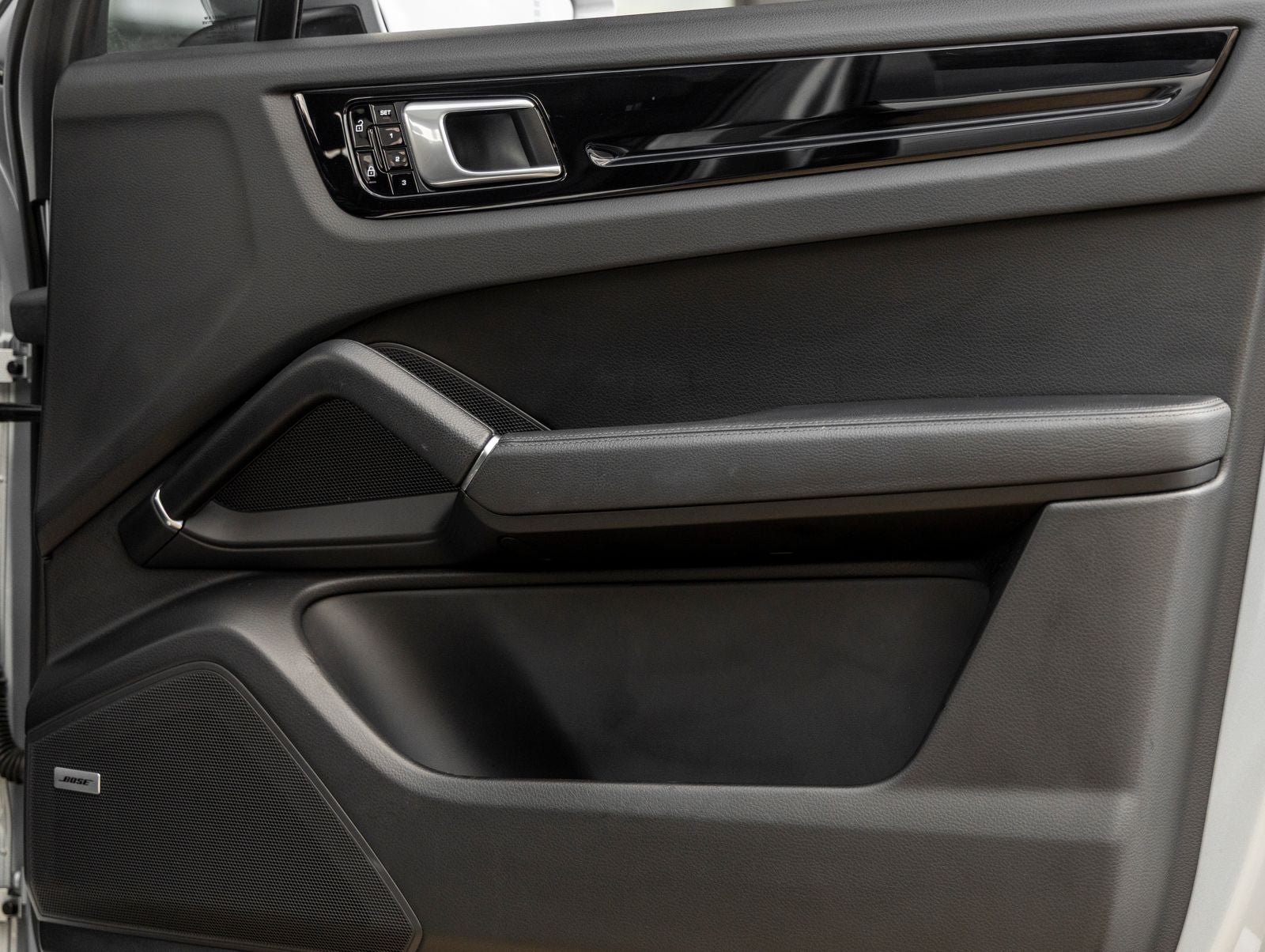 2021 Porsche Cayenne Cayenne