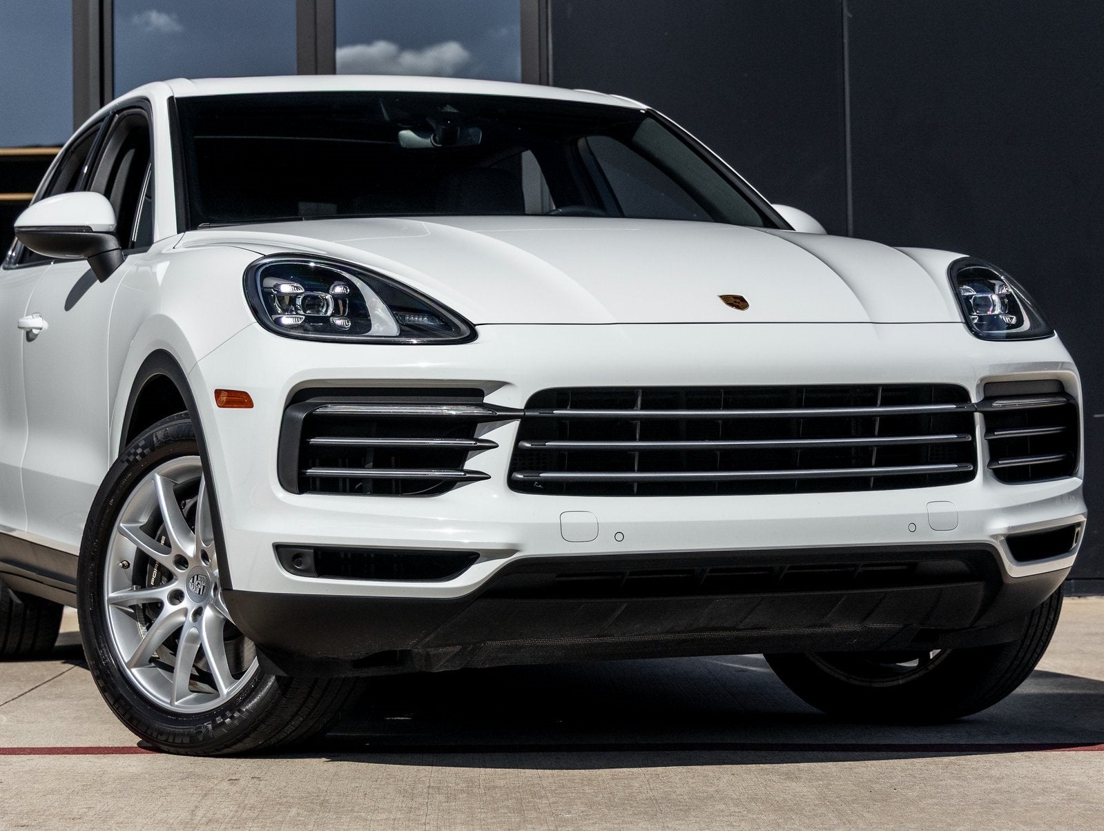 2023 Porsche Cayenne Base