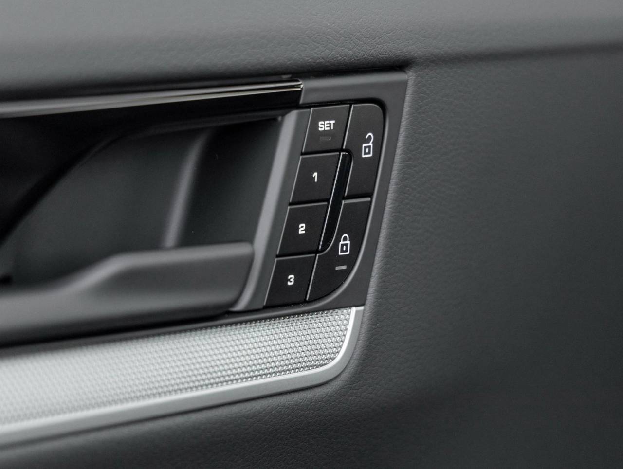 2026 Porsche Cayenne AWD