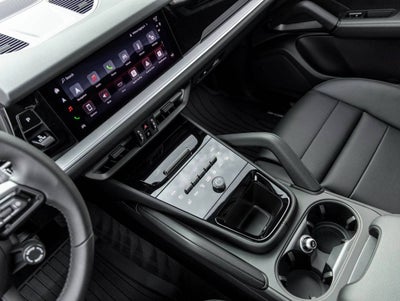 2026 Porsche Cayenne AWD