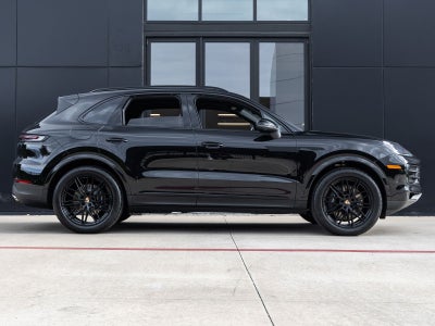 2026 Porsche Cayenne AWD