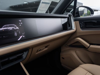 2026 Porsche Cayenne AWD