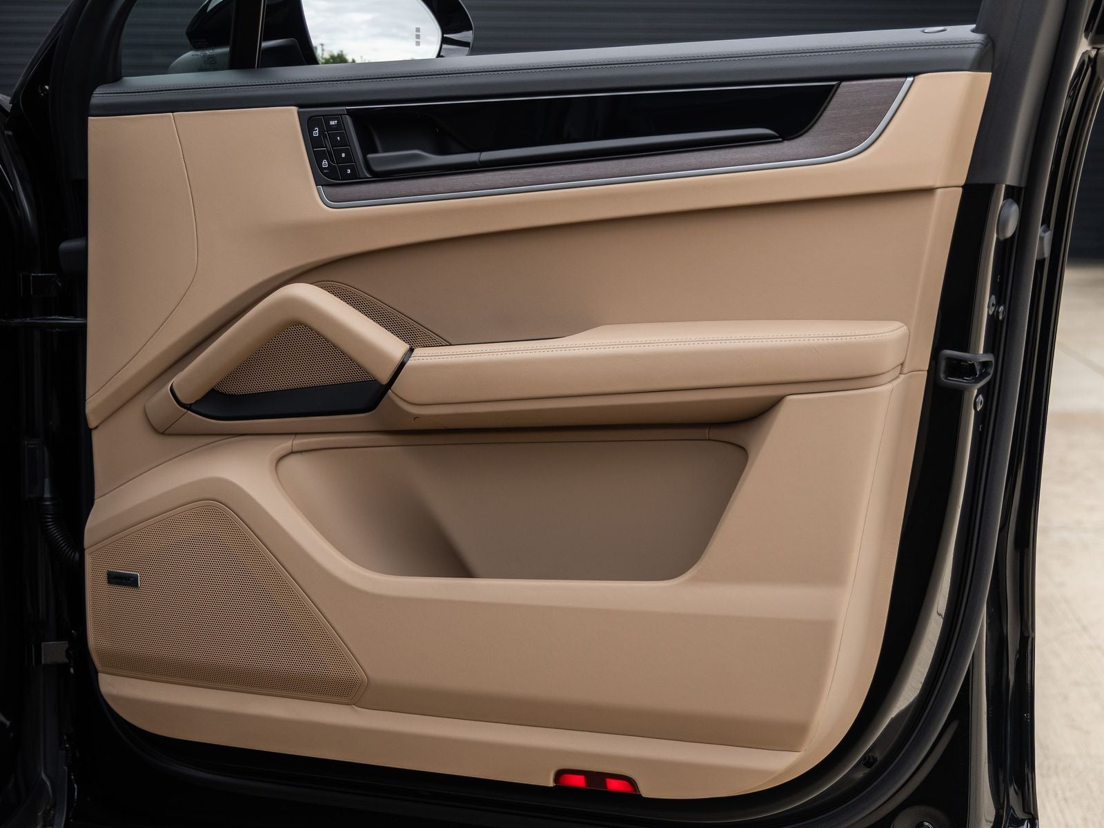 2026 Porsche Cayenne AWD