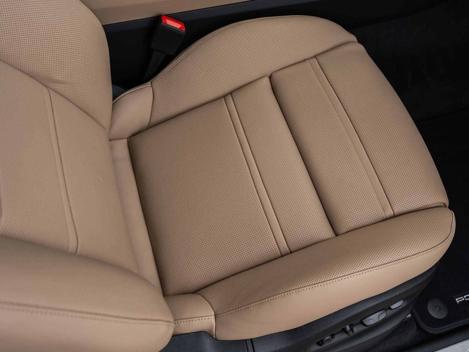 2026 Porsche Cayenne AWD