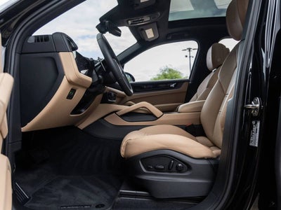 2026 Porsche Cayenne AWD